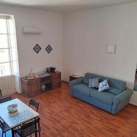 Casa Smile Apartment Сиракуза Стая снимка